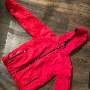 Boys M (8-10) ski/snowboard jacket by Burton 😱